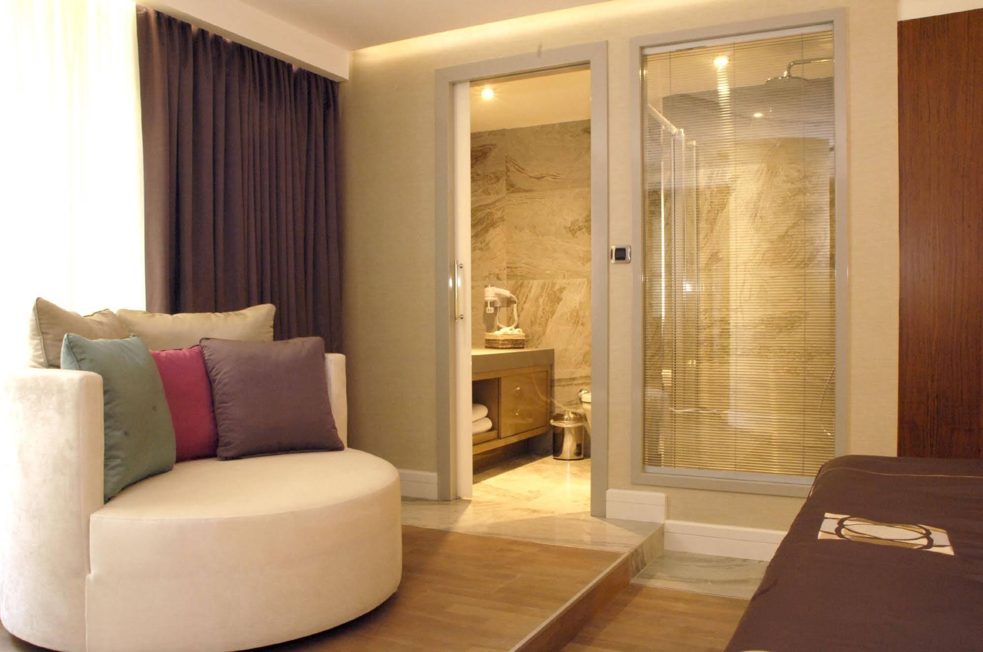Taba Luxury Suites And Hotel Истанбул Стая снимка