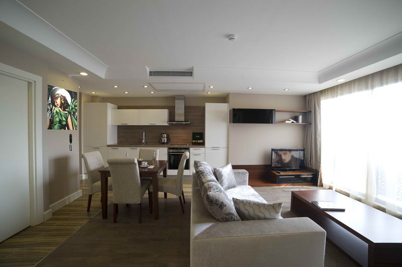 Taba Luxury Suites And Hotel Истанбул Екстериор снимка