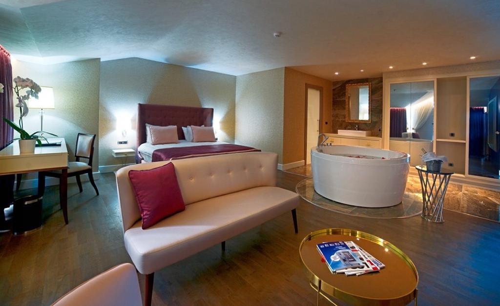 Taba Luxury Suites And Hotel Истанбул Екстериор снимка
