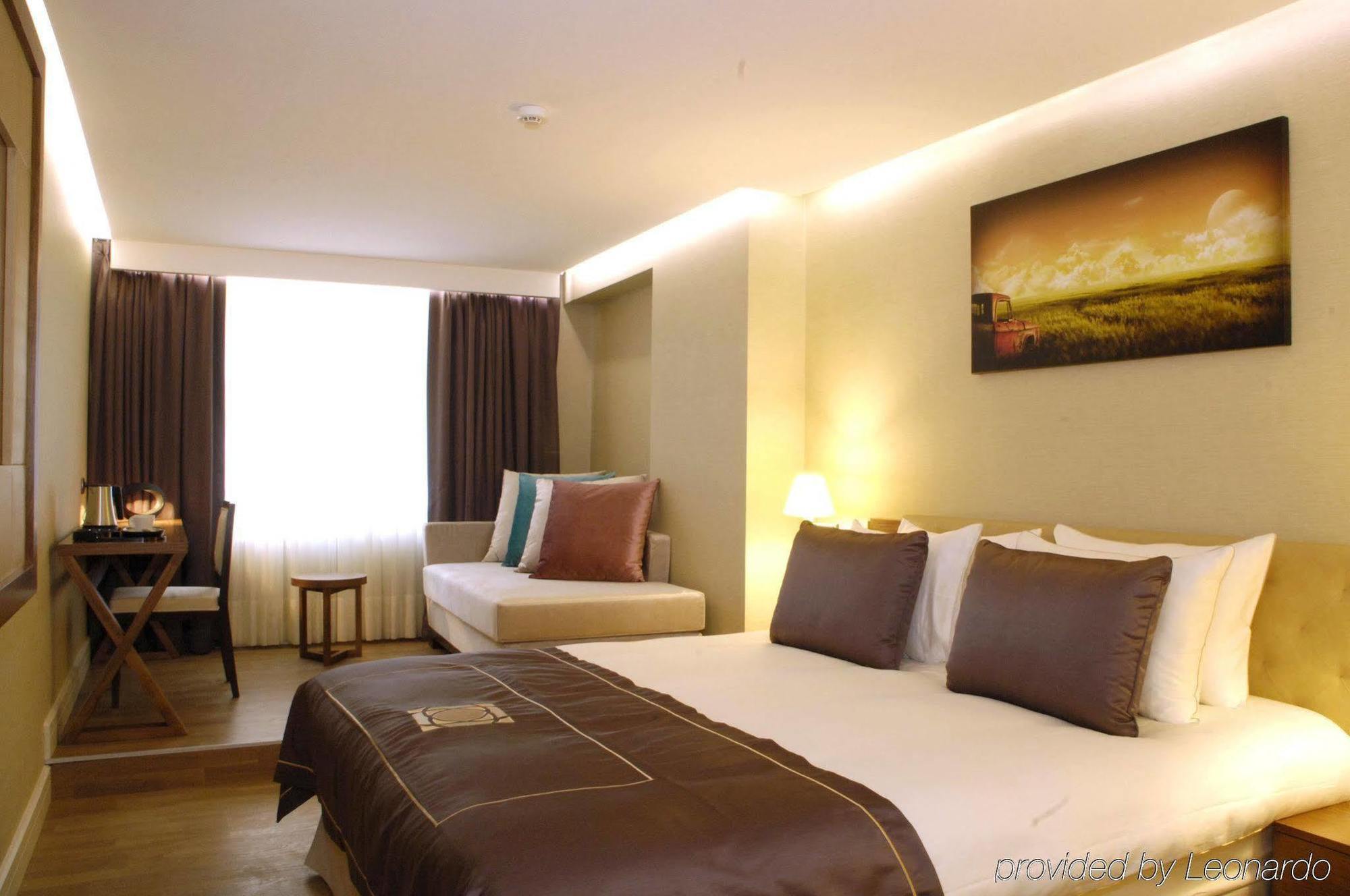 Taba Luxury Suites And Hotel Истанбул Стая снимка